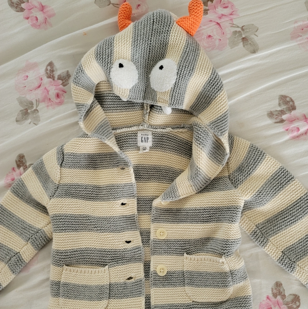Gap baby sweater